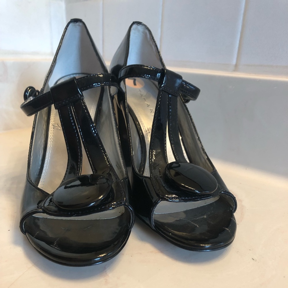 Tahari size 7